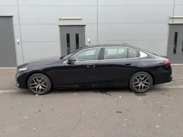 2026 BMW i5 с пробегом 200 км