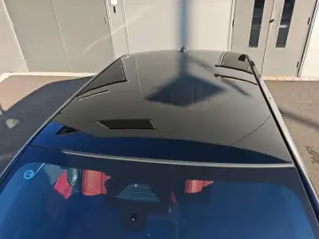 2025 BMW i5 с пробегом 9 200 км