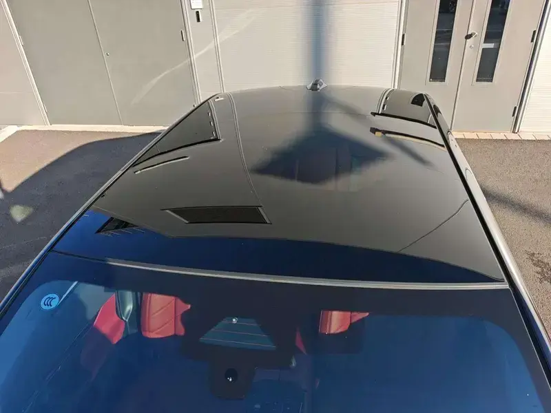 2025 BMW i5 с пробегом 9 200 км