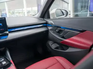 2024 BMW i5 с пробегом 54 000 км
