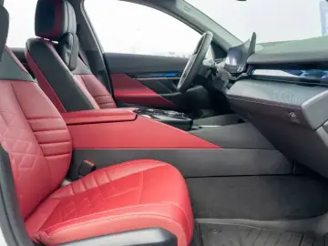 2024 BMW i5 с пробегом 54 000 км