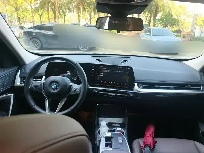 2024 BMW iX1 с пробегом 34 200 км