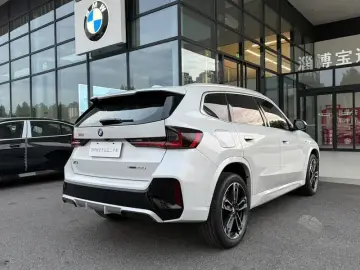 2023 BMW X1 с пробегом 14 000 км