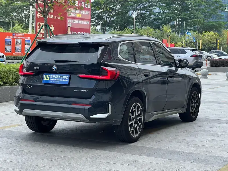 2026 BMW X1 с пробегом 2 000 км
