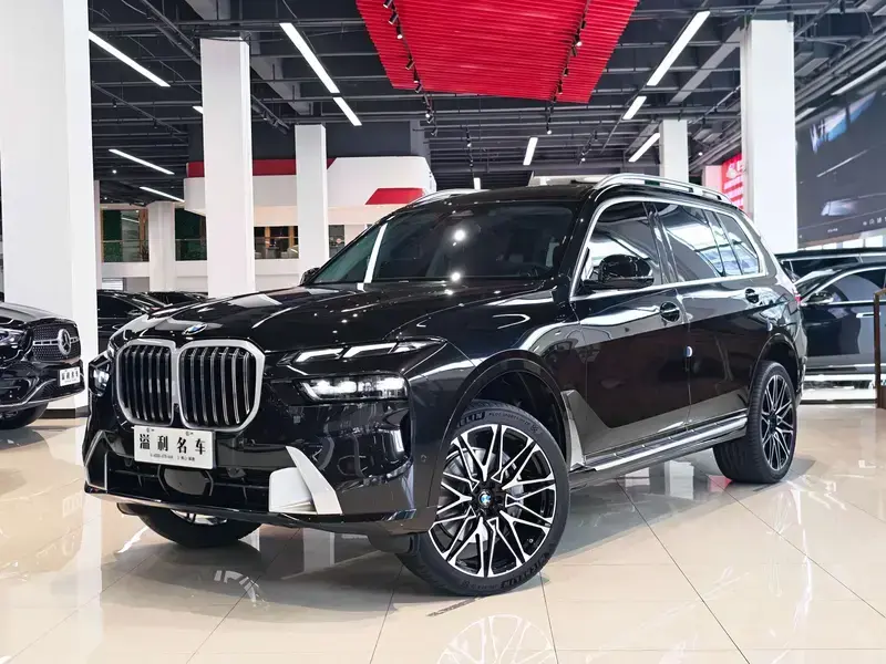 2026 BMW X7 с пробегом 3 000 км