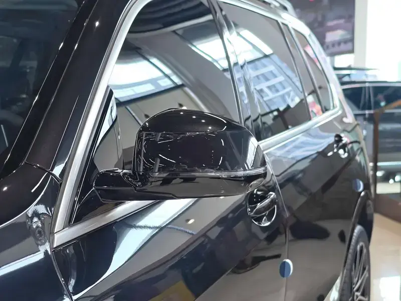 2026 BMW X7 с пробегом 3 000 км