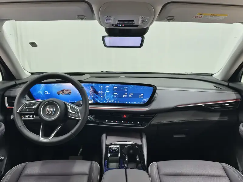 2026 Buick Envision с пробегом 5 500 км