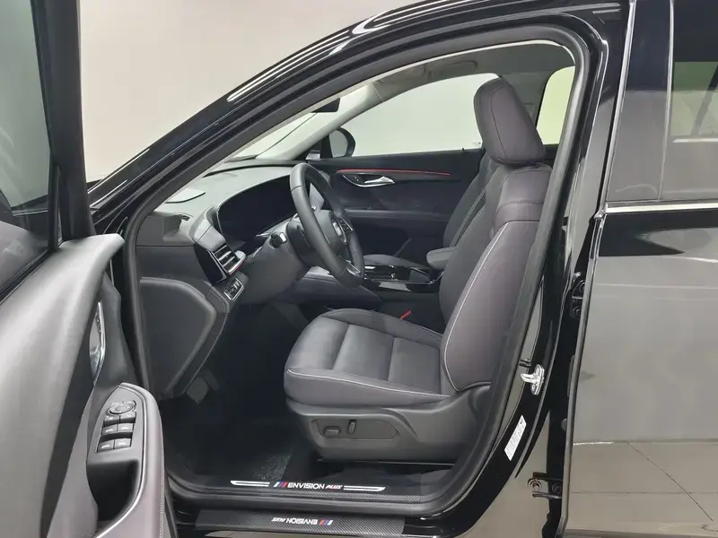 2026 Buick Envision с пробегом 5 500 км
