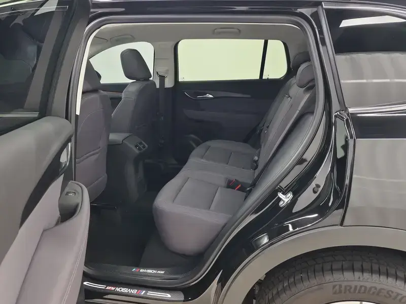 2026 Buick Envision с пробегом 5 500 км
