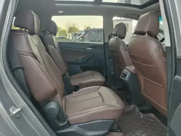 2019 Buick GL6 с пробегом 80 000 км