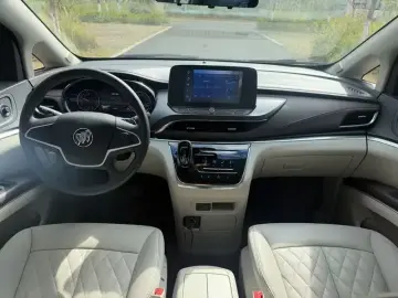 2023 Buick GL8 с пробегом 70 000 км