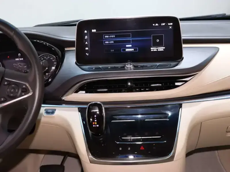 2023 Buick GL8 с пробегом 13 000 км