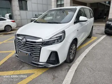 2023 Buick GL8 с пробегом 133 000 км
