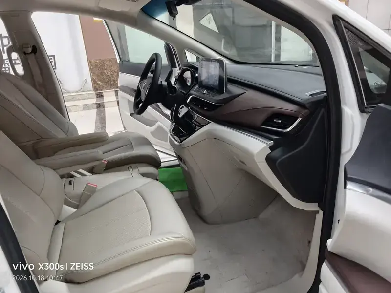 2023 Buick GL8 с пробегом 133 000 км