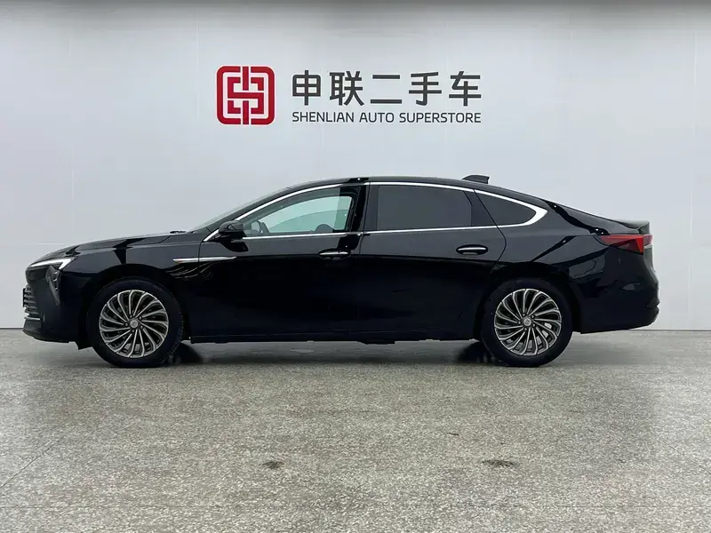 2024 Buick LaCrosse с пробегом 9 400 км