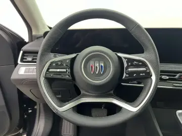 2024 Buick LaCrosse с пробегом 9 400 км
