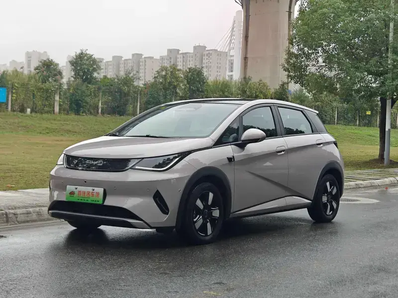 2025 BYD Dolphin с пробегом 35 000 км