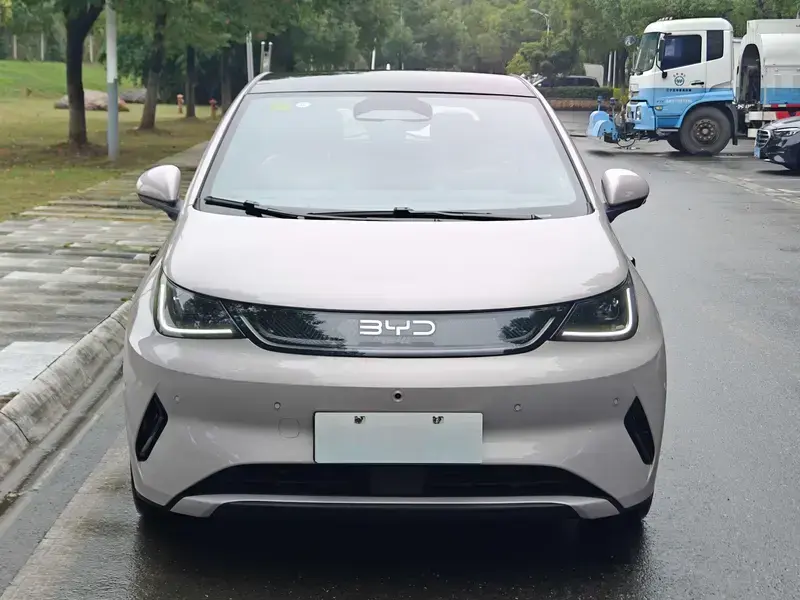 2025 BYD Dolphin с пробегом 35 000 км