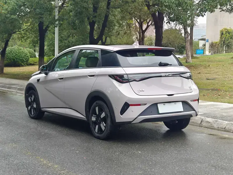 2025 BYD Dolphin с пробегом 35 000 км