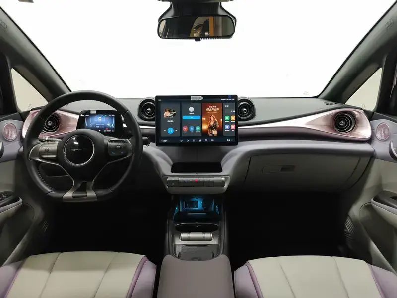 2021 BYD Dolphin с пробегом 40 200 км