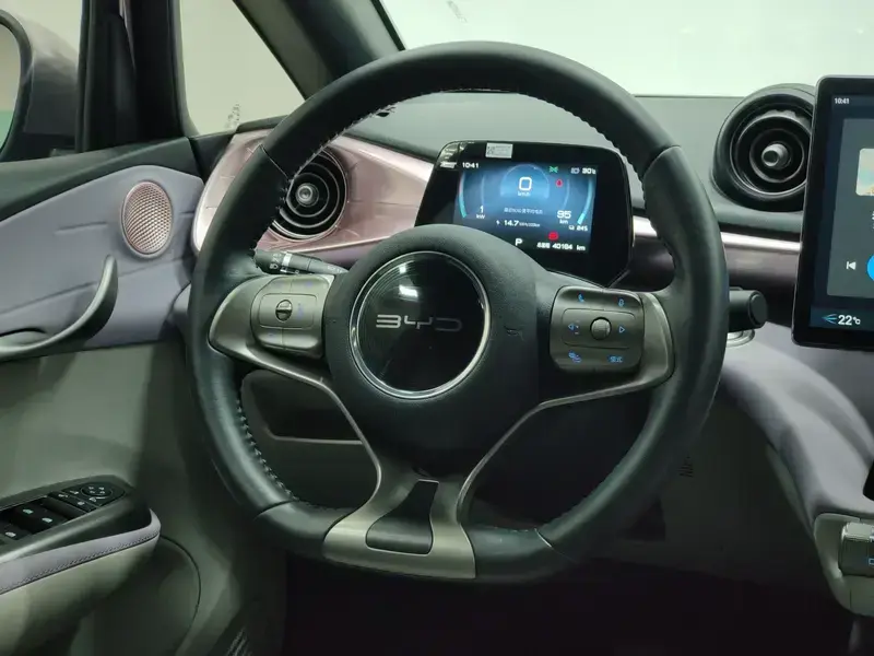 2021 BYD Dolphin с пробегом 40 200 км