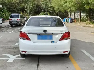 2017 BYD E5 с пробегом 67 000 км