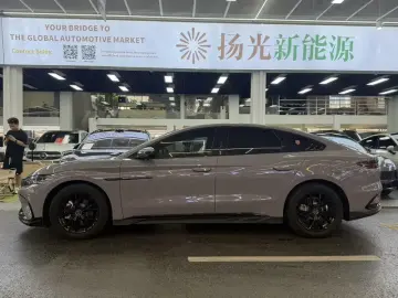 BYD Han