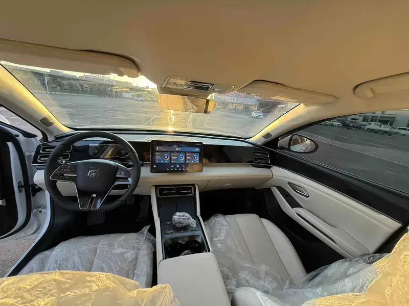 2024 BYD Qin L с пробегом 53 000 км