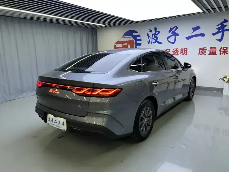 2024 BYD Qin L с пробегом 41 000 км