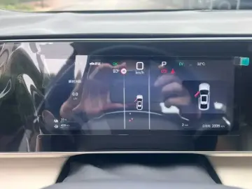 2025 BYD Qin L с пробегом 2 300 км
