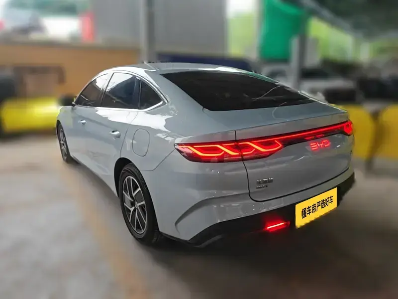 2024 BYD Qin L с пробегом 33 300 км