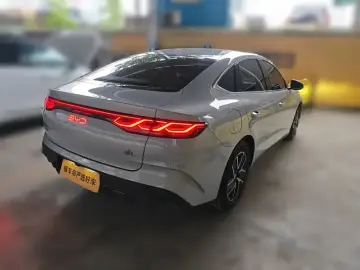 2024 BYD Qin L с пробегом 33 300 км