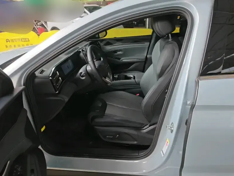 2024 BYD Qin L с пробегом 33 300 км