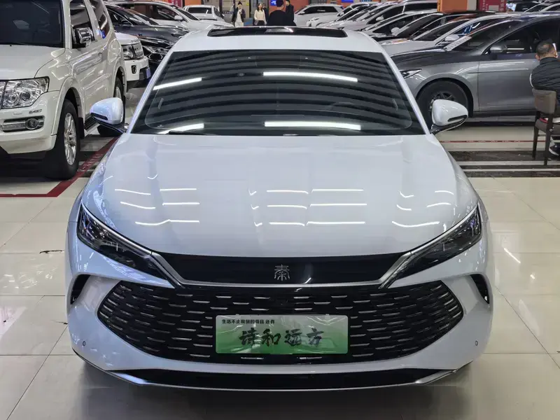 2024 BYD Qin L с пробегом 45 000 км