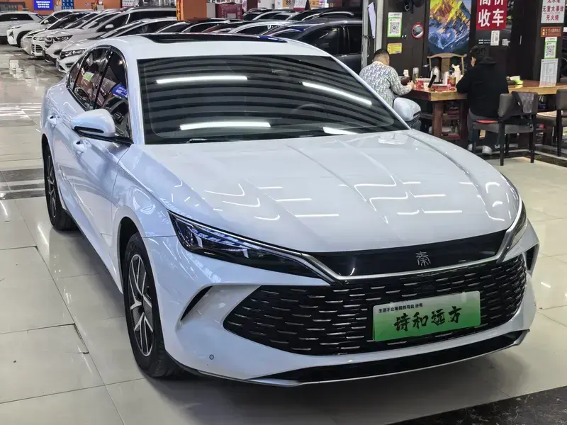 2024 BYD Qin L с пробегом 45 000 км