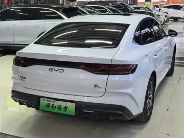 2024 BYD Qin L с пробегом 45 000 км