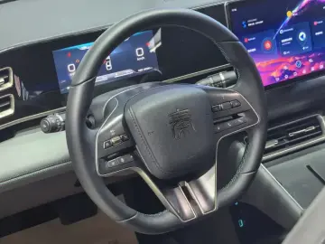 2024 BYD Qin L с пробегом 45 000 км