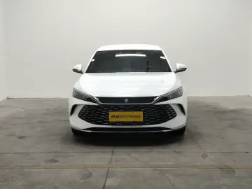 2024 BYD Qin L с пробегом 31 900 км