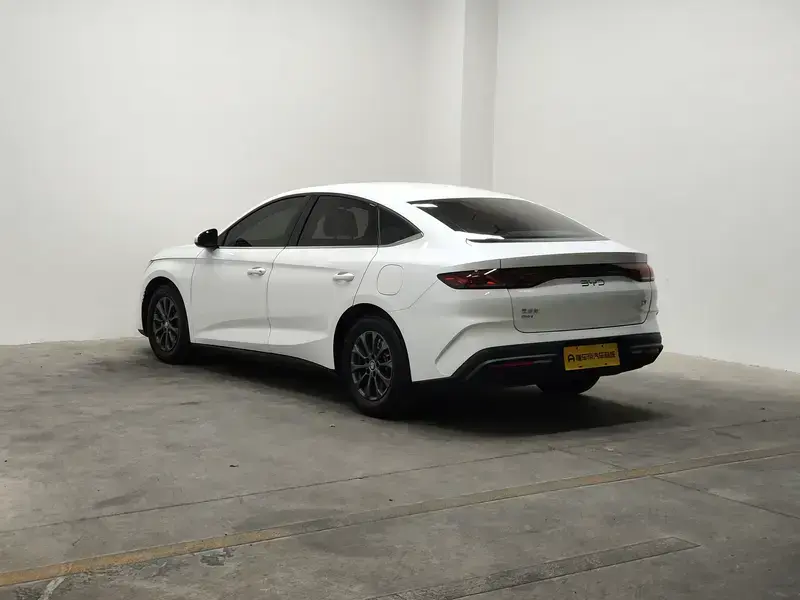 2024 BYD Qin L с пробегом 31 900 км
