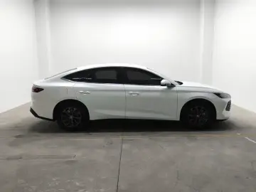 2024 BYD Qin L с пробегом 31 900 км