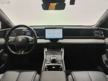 2024 BYD Qin L с пробегом 31 900 км