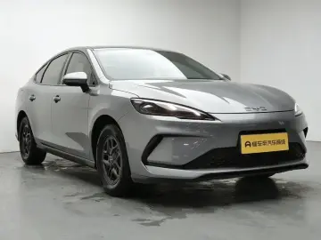 2025 BYD Seal 05 с пробегом 51 800 км