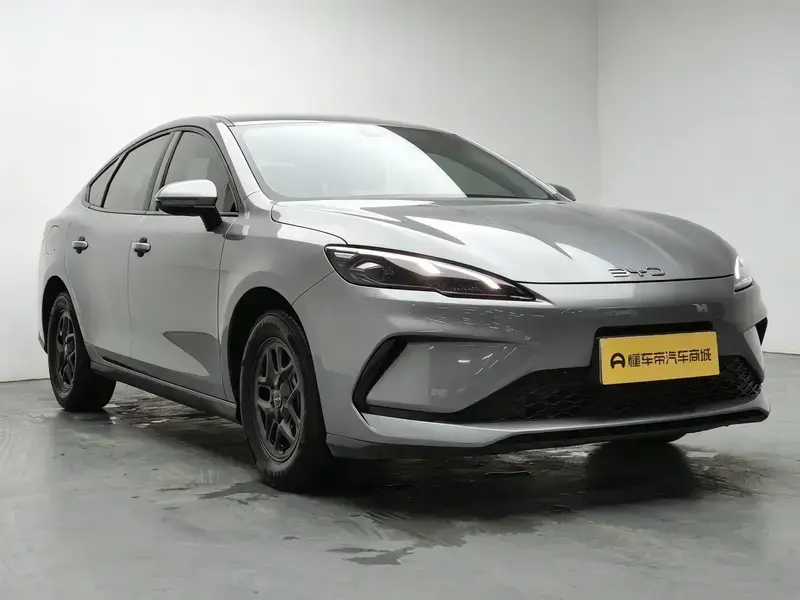 2025 BYD Seal 05 с пробегом 51 800 км