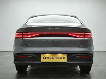 2025 BYD Seal 05 с пробегом 51 800 км