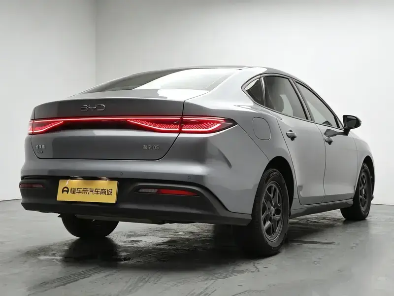 2025 BYD Seal 05 с пробегом 51 800 км