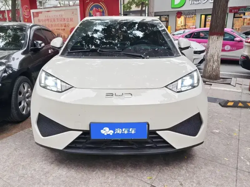 2025 BYD Seagull с пробегом 5 000 км