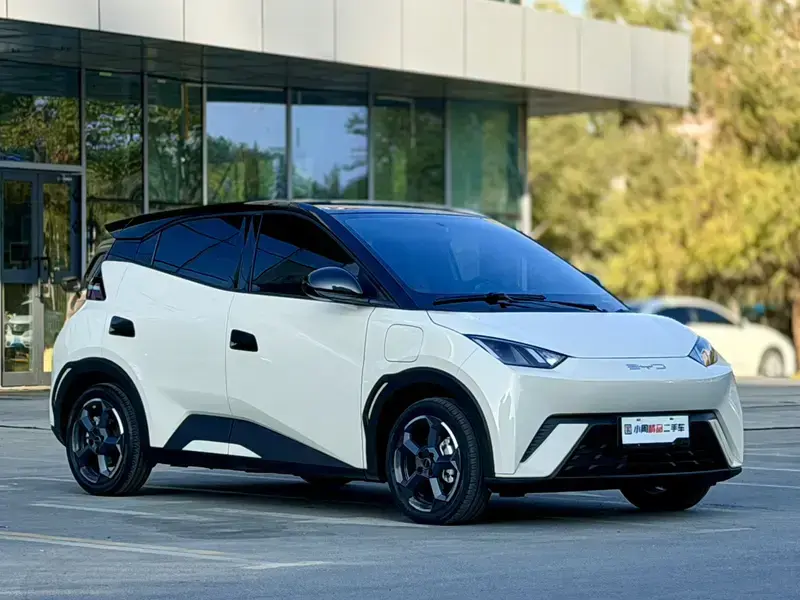 2023 BYD Seagull с пробегом 15 000 км