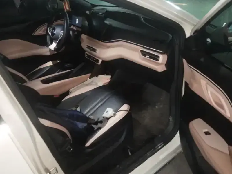 2025 BYD Seagull с пробегом 27 000 км