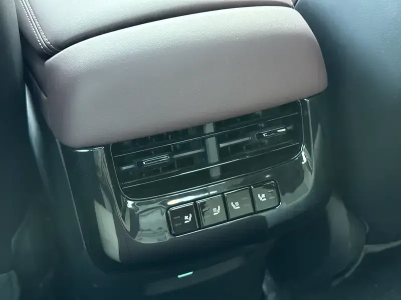 2026 BYD Seal 07 с пробегом 1 700 км