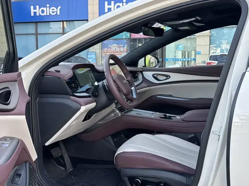 2026 BYD Seal 07 с пробегом 1 700 км